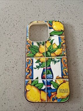 Dolce Italiano Amalfi iPhone case 14 Pro